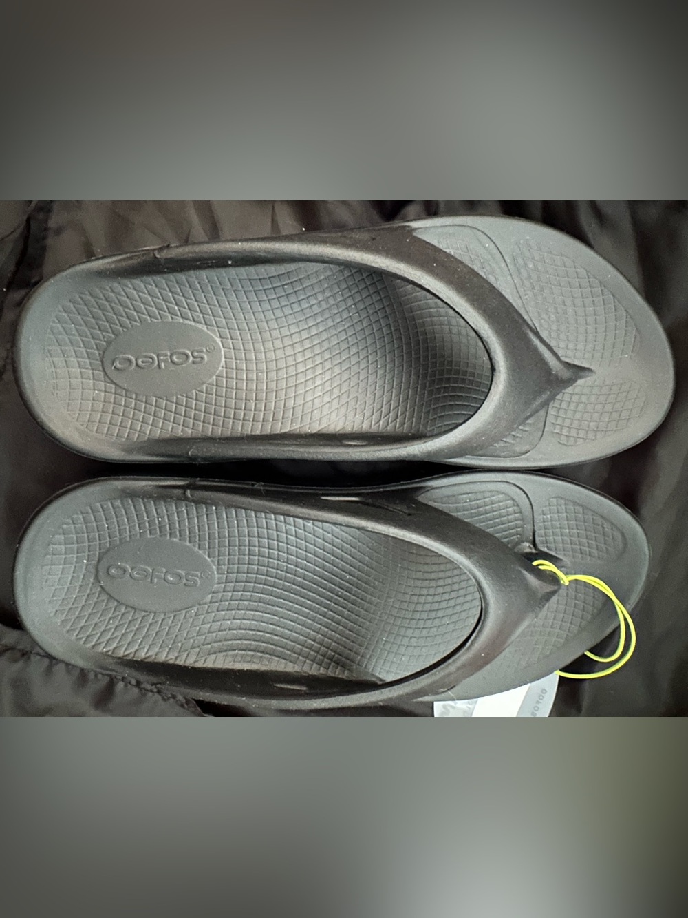 OOFOS OOriginal Black Sandals